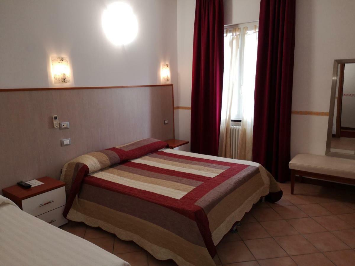 Ca' Del Sasso Pensionat Verona Exteriör bild