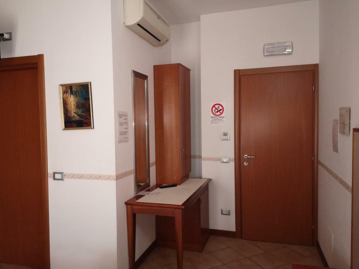 Ca' Del Sasso Pensionat Verona Exteriör bild