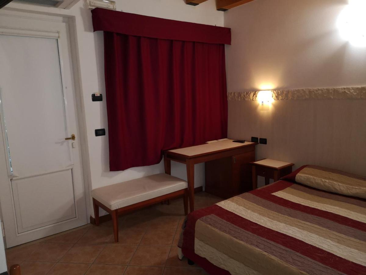 Ca' Del Sasso Pensionat Verona Exteriör bild